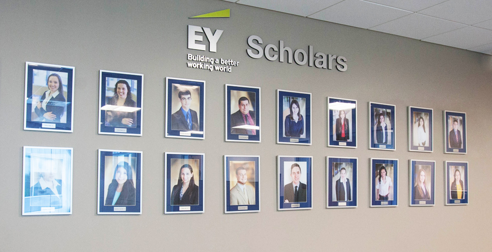 EY Scholars Program Grants Scholarships to Accounting Students