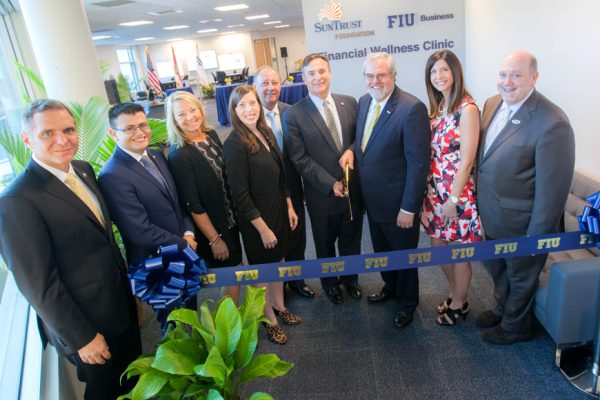 Suntrust Foundation Encourages Financial Well-Being in Partnership with FIU